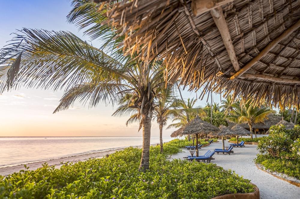 Breezes Beach Club And Spa Bwejuu Exterior foto